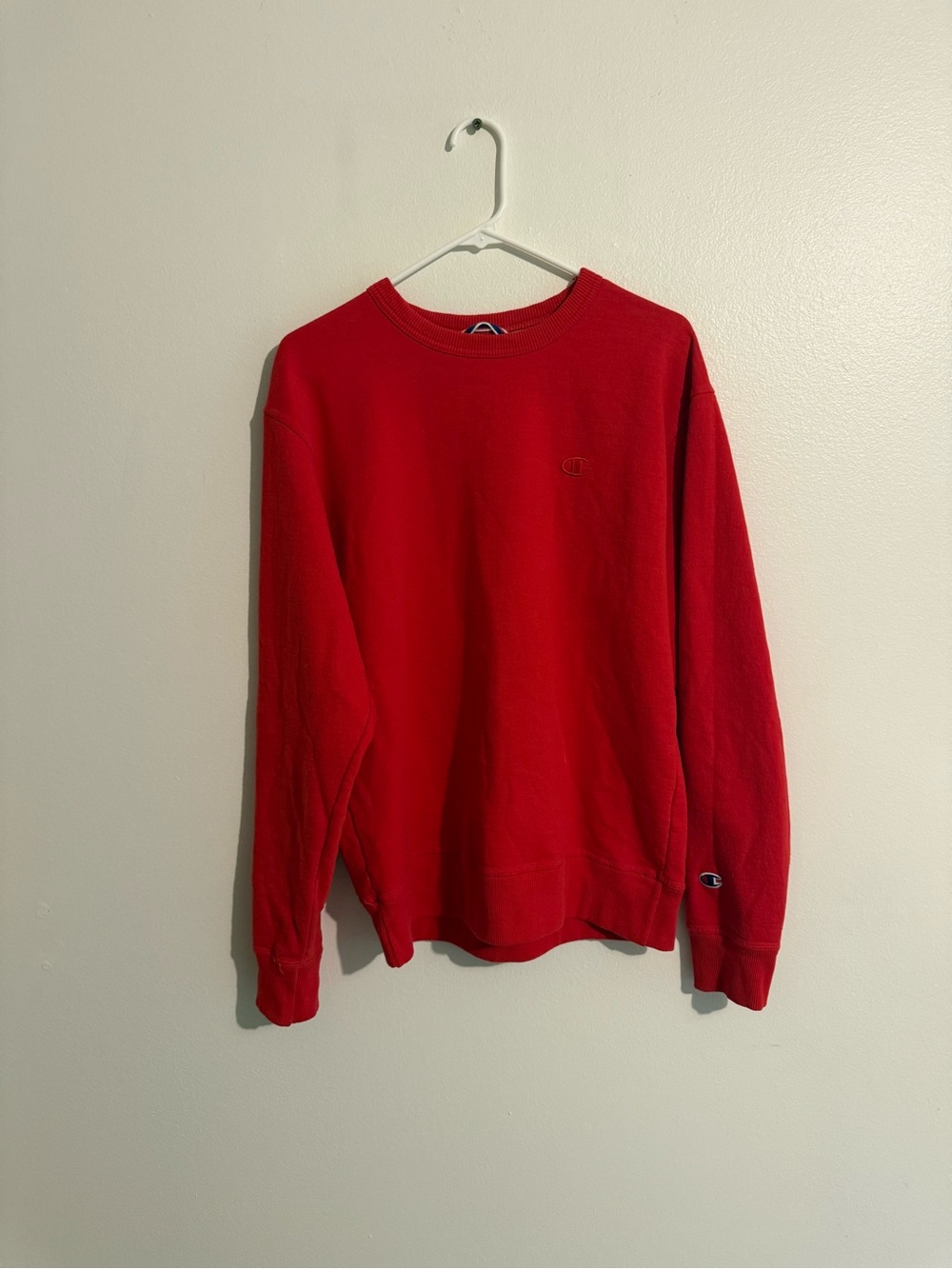 Champion Medium red crewneck sweatshirt with logo: Y2K streetwear casual